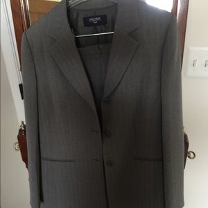 Sexy yet professional JONES NEW YORK pant suit